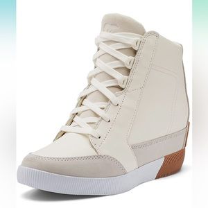 Sorel Out ‘N About Wedge Boots Size 8 Sea Salt